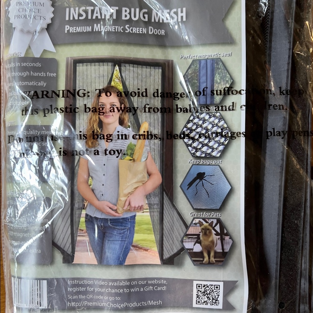 Premium magnetic screen door bug mesh
